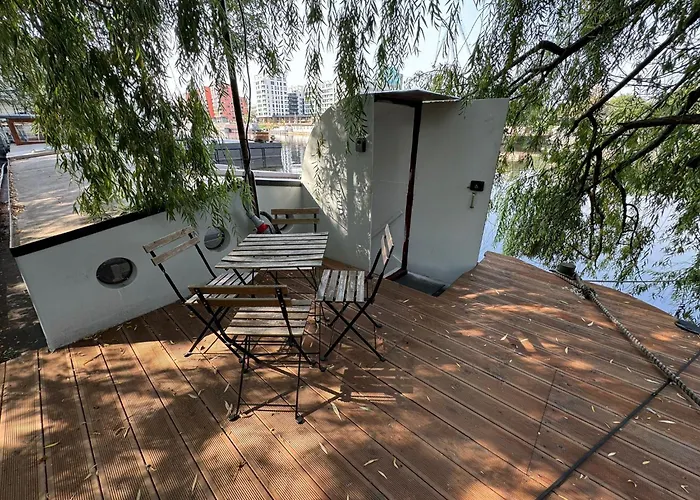 Prague On Boat, Privat Pier, Free Parking